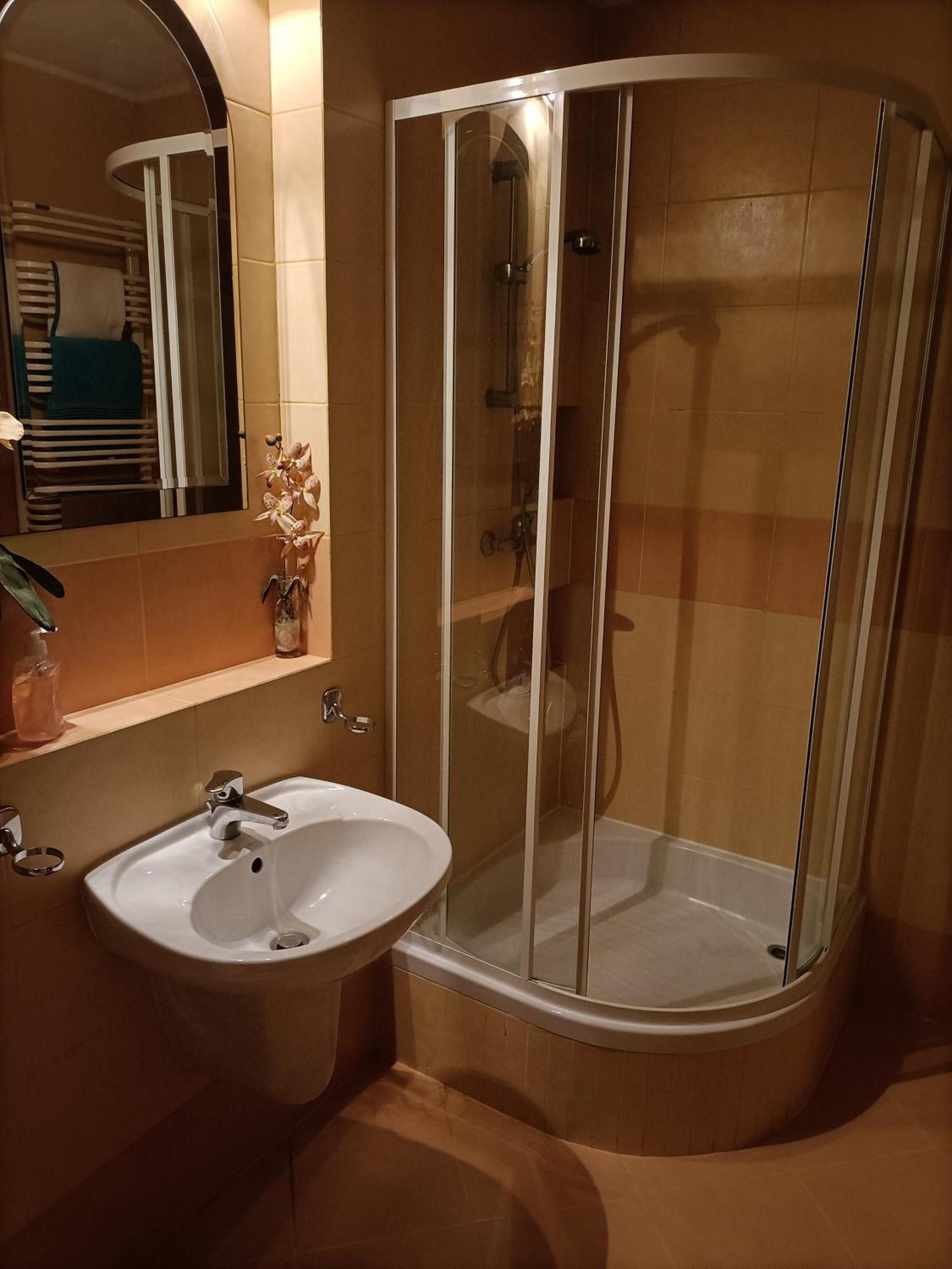 Arkadia Centrum - Homestay Warsaw